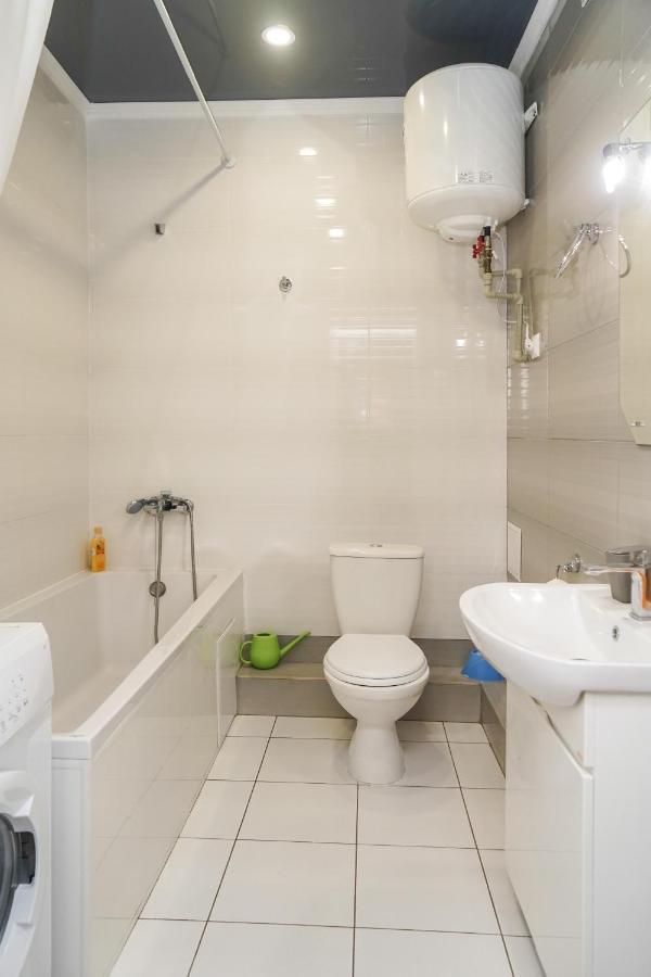 Cozy Apartment In A New Building Close To The Downtown Kiev Exteriör bild